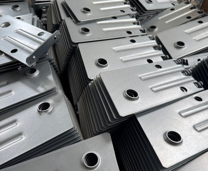 model 650 self storage roll up door brackets support